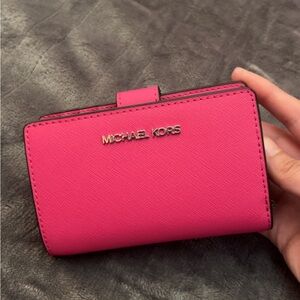 Michael Kors Medium Billfold Wallet